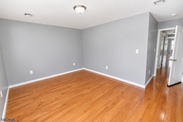 Property listing MLS 4041711 photo 3