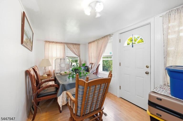 Property listing MLS 4041832 photo 11