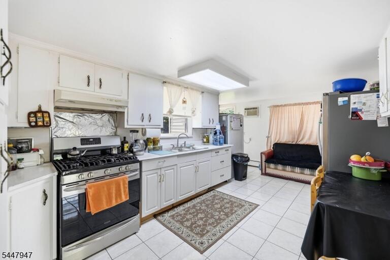 Property listing MLS 4041832 photo 19