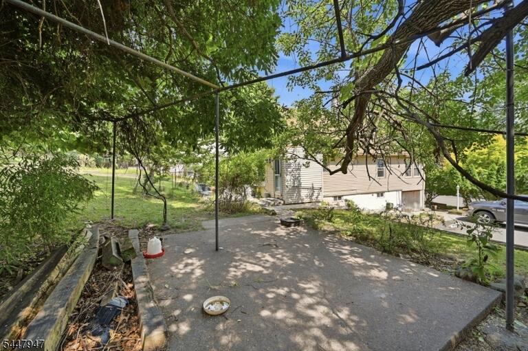 Property listing MLS 4041832 photo 44