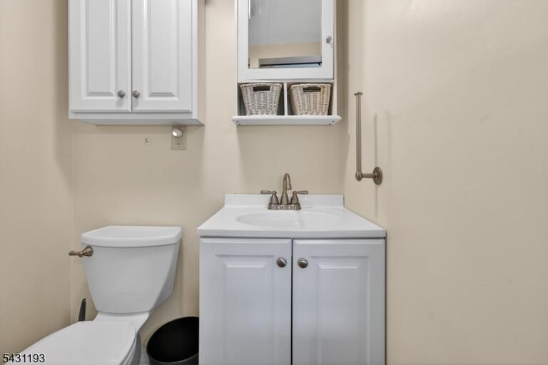 Property listing MLS 4042135 photo 16