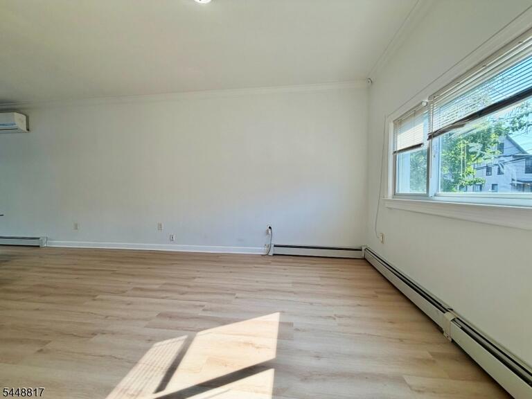 Property listing MLS 4042600 photo 3