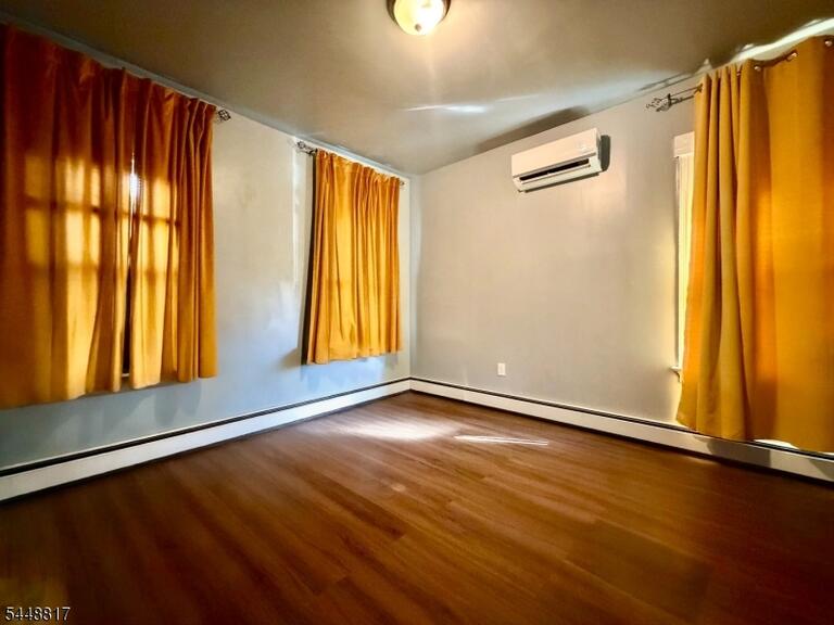Property listing MLS 4042600 photo 7