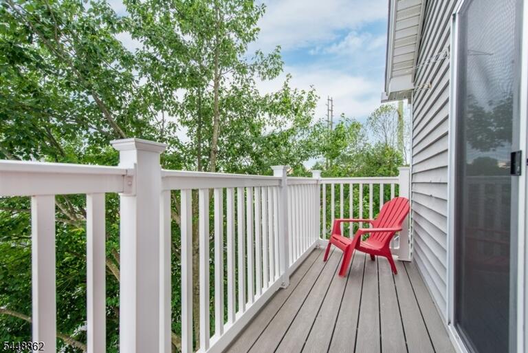 Property listing MLS 4042634 photo 4