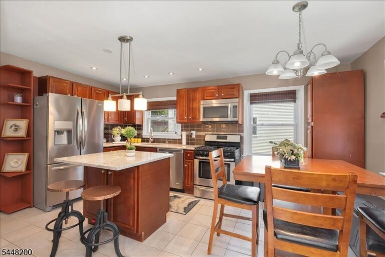 Property listing MLS 4042661 photo 6