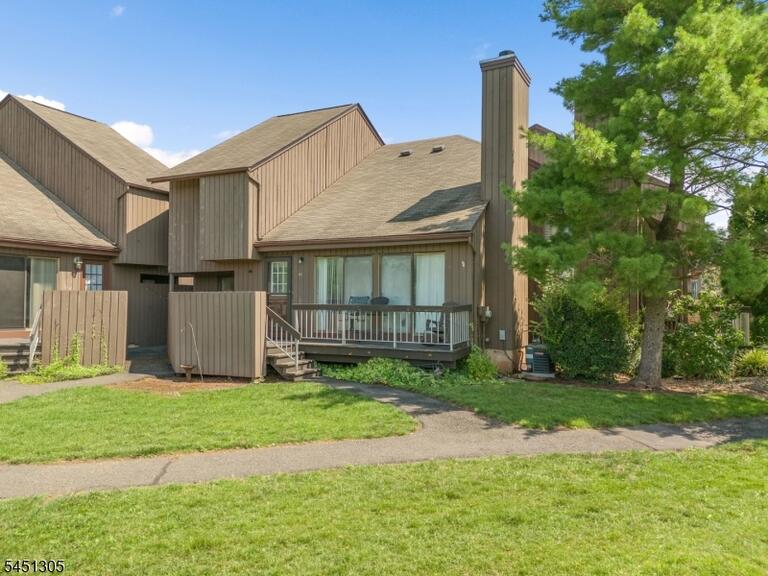 Property listing MLS 4045148 photo 1