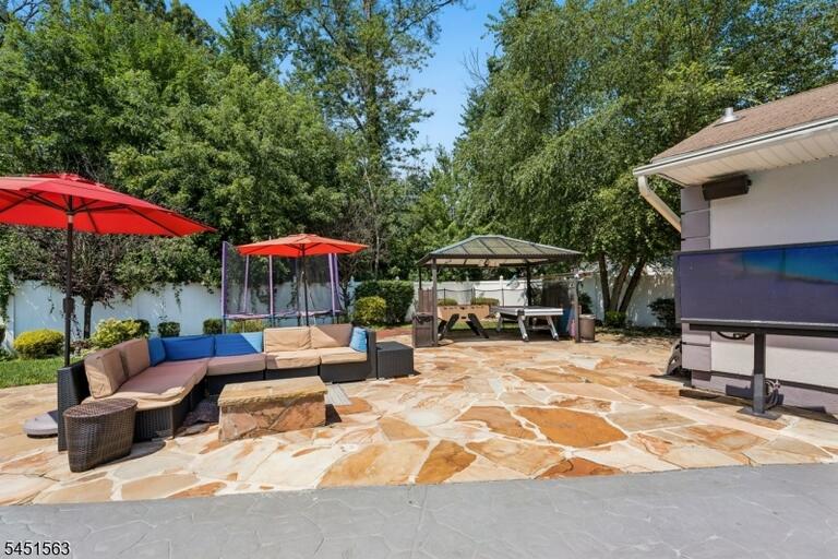 image-4045471-27.jpeg
