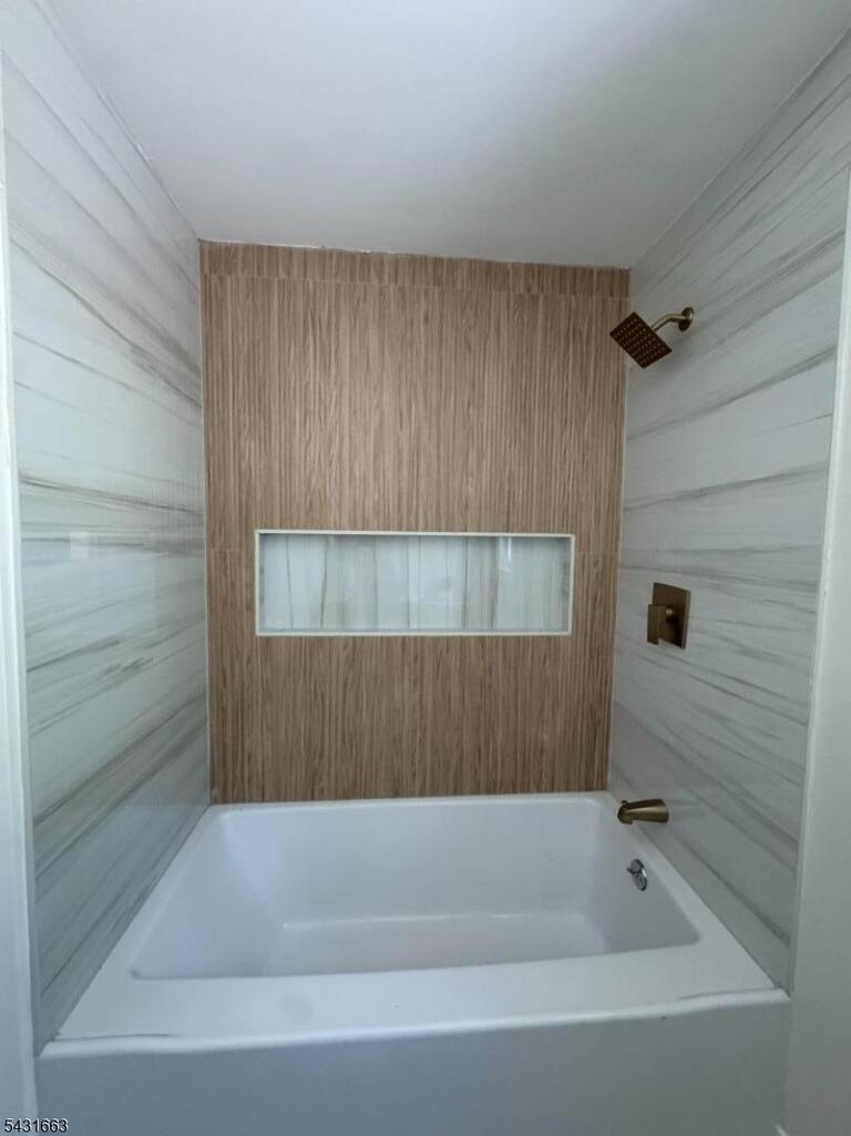 Property listing MLS 4045841 photo 14