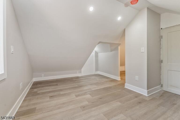 Property listing MLS 4045841 photo 20
