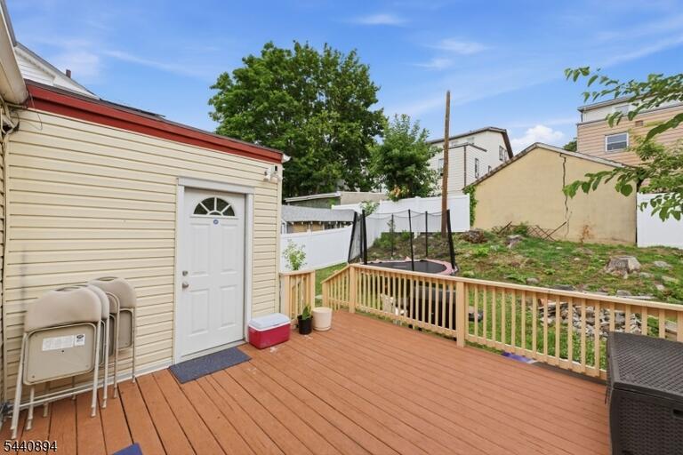 Property listing MLS 4046181 photo 26