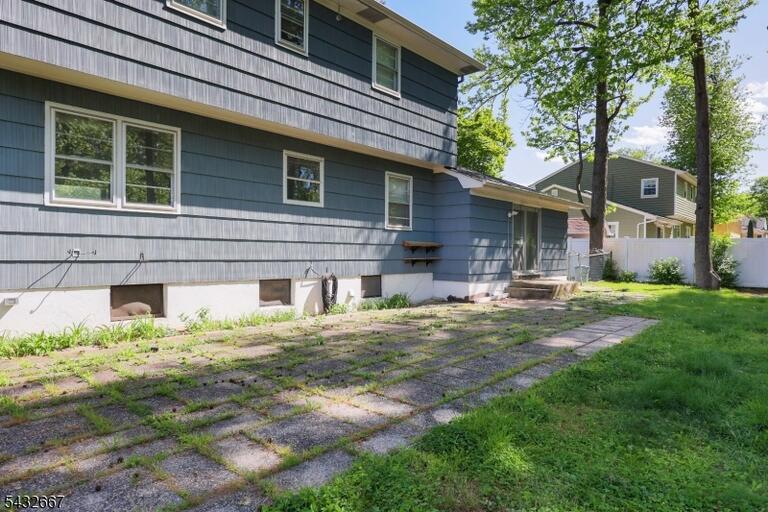 Property listing MLS 4046325 photo 28