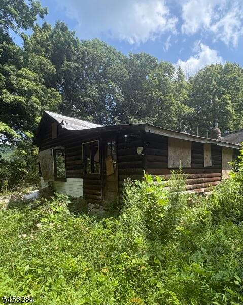 Property listing MLS 4046452 photo 1