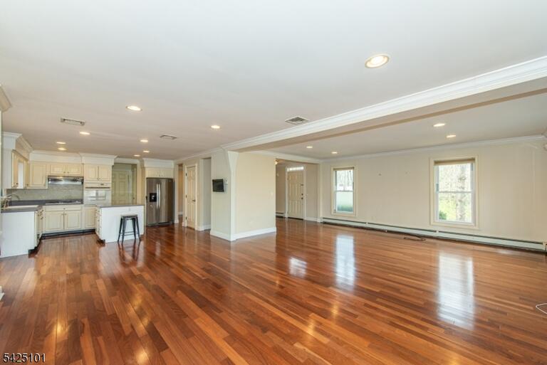 Property listing MLS 4046774 photo 11