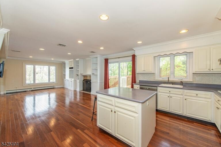 Property listing MLS 4046774 photo 15