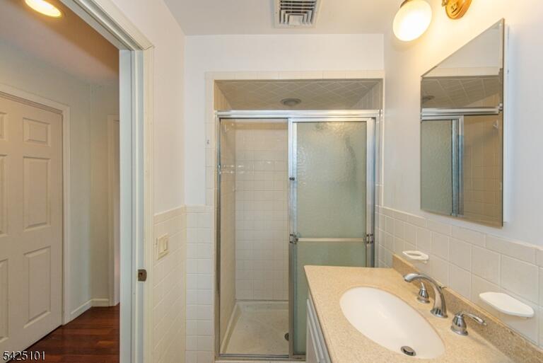 Property listing MLS 4046774 photo 29