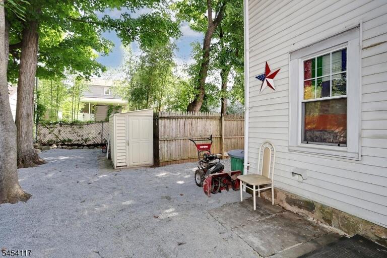 Property listing MLS 4047132 photo 17