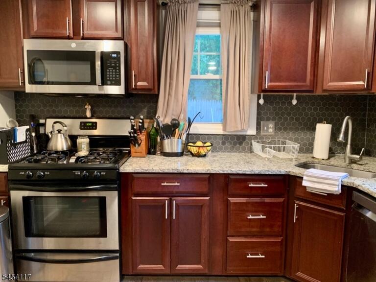 Property listing MLS 4047132 photo 30