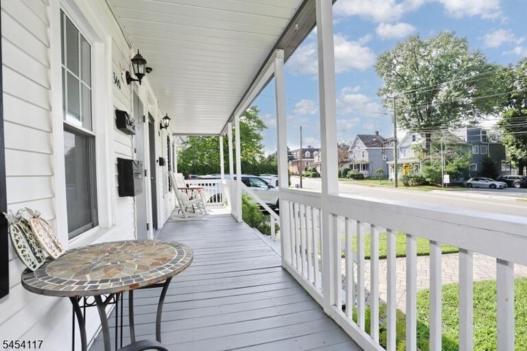 Property listing MLS 4047132 photo 4