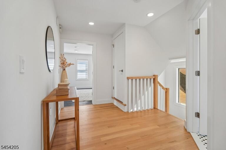 Property listing MLS 4047171 photo 25