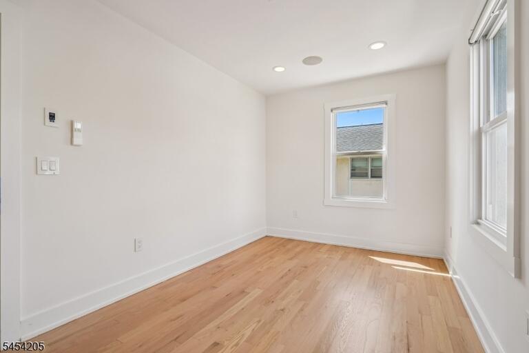 Property listing MLS 4047171 photo 35