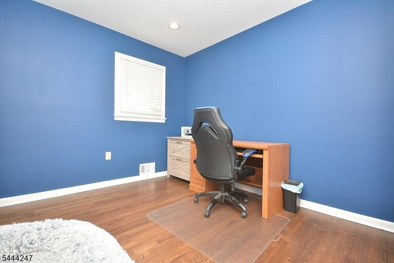Property listing MLS 4047449 photo 14