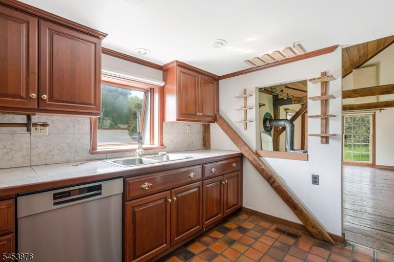 Property listing MLS 4047775 photo 13