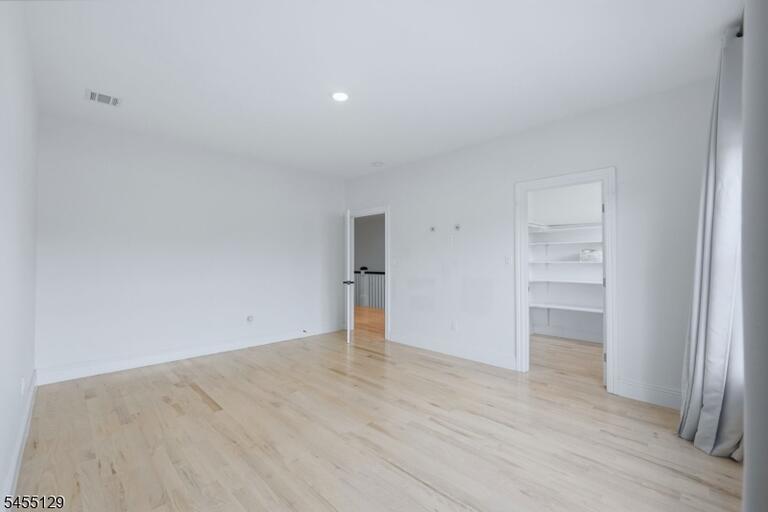 Property listing MLS 4047962 photo 23