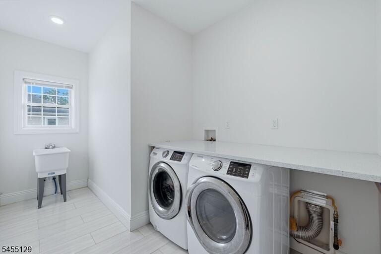 Property listing MLS 4047962 photo 25