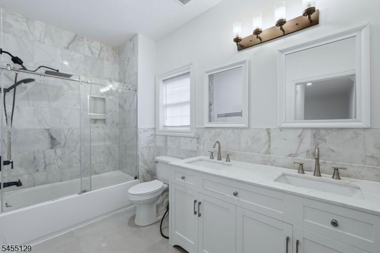 Property listing MLS 4047962 photo 27