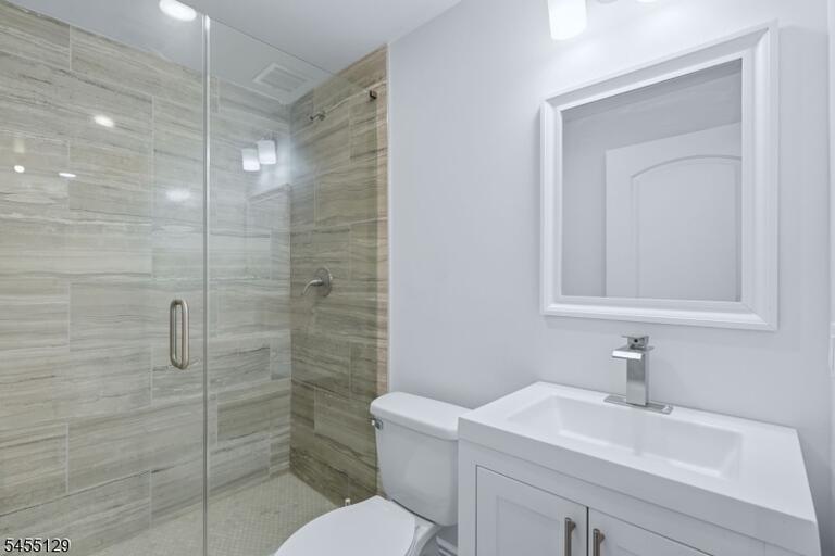 Property listing MLS 4047962 photo 32