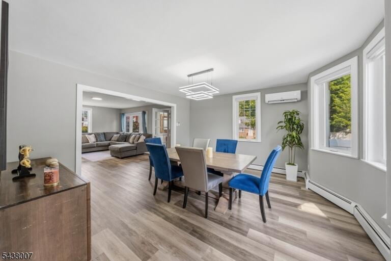 image-4048107-13.jpeg