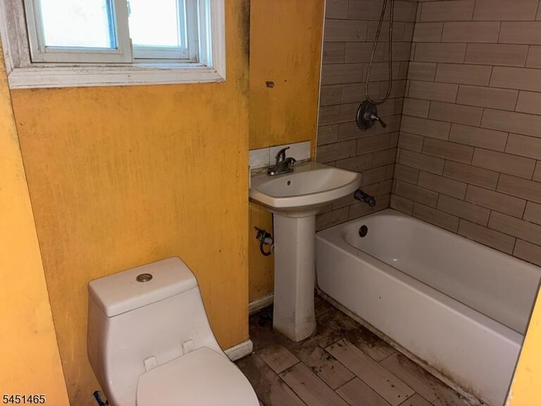 image-4048150-13.jpeg