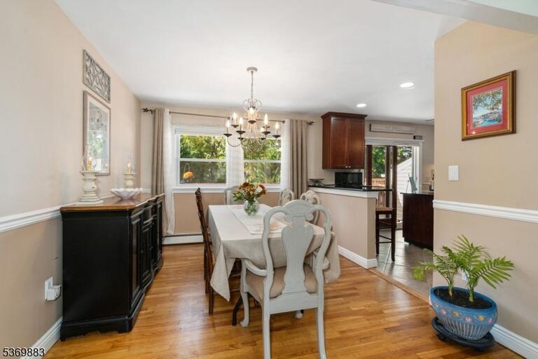 Property listing MLS 4048217 photo 12