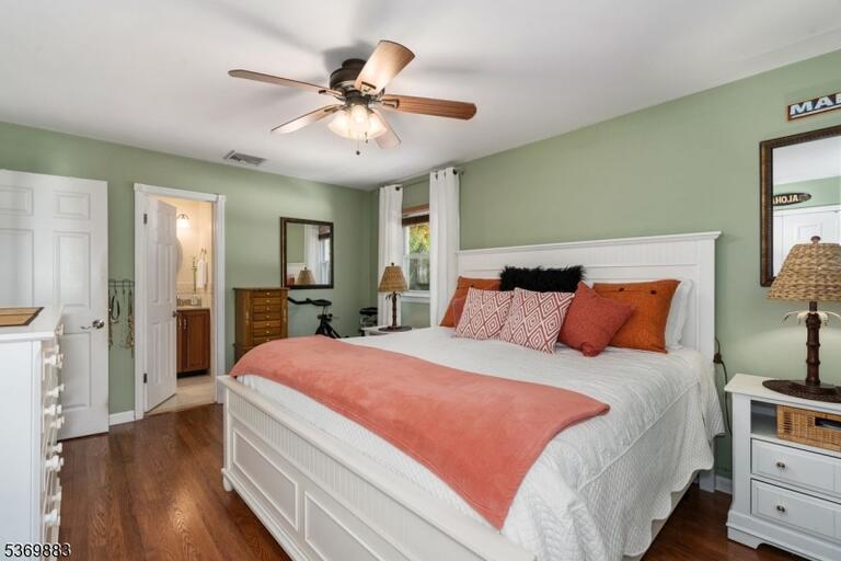 Property listing MLS 4048217 photo 17