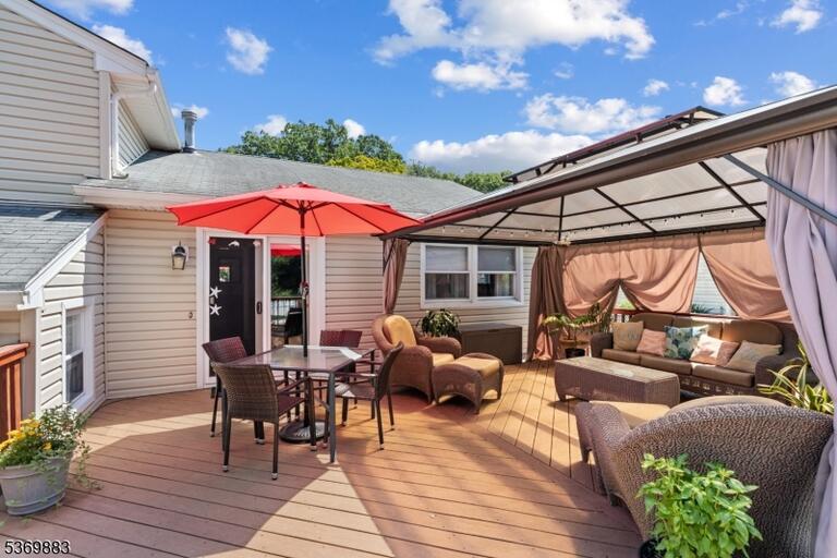 Property listing MLS 4048217 photo 27