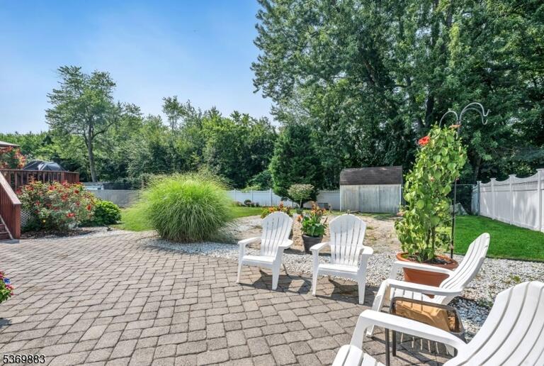 Property listing MLS 4048217 photo 34