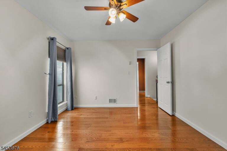 Property listing MLS 4048222 photo 15