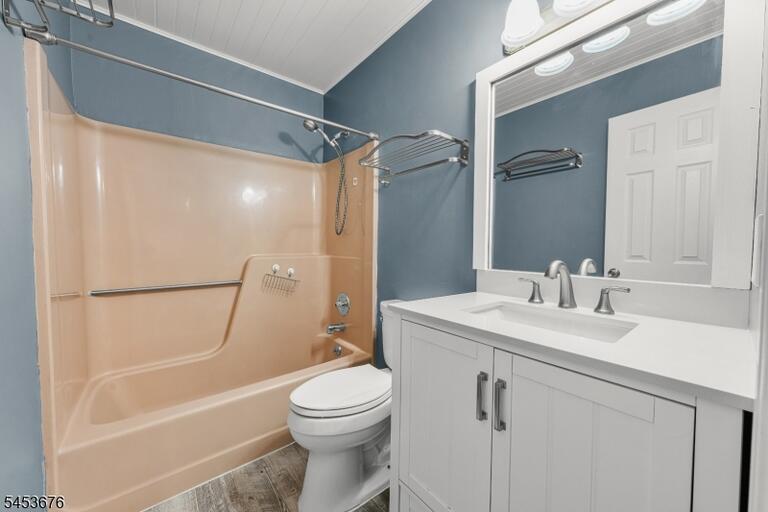 Property listing MLS 4048222 photo 18