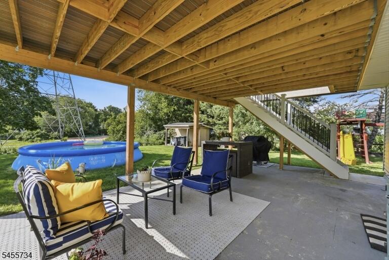 Property listing MLS 4048510 photo 30