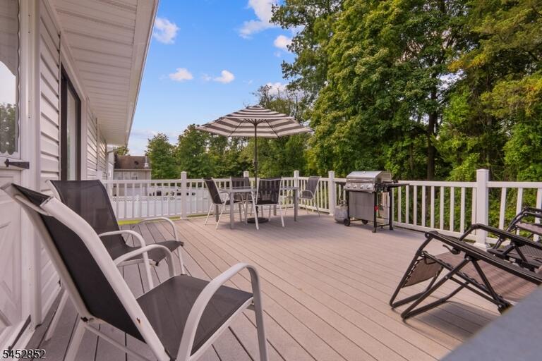 Property listing MLS 4048566 photo 29
