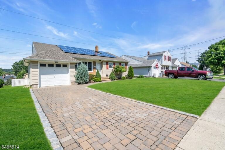 Property listing MLS 4048781 photo 5