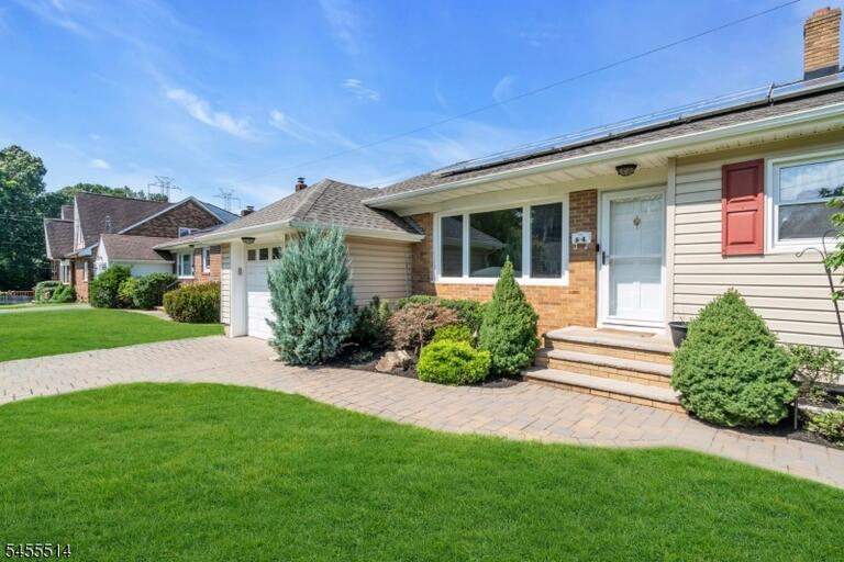 Property listing MLS 4048781 photo 7