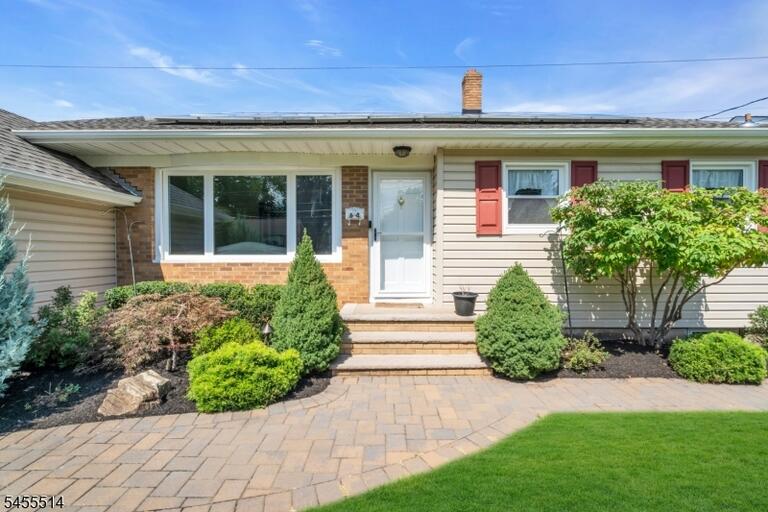 Property listing MLS 4048781 photo 8