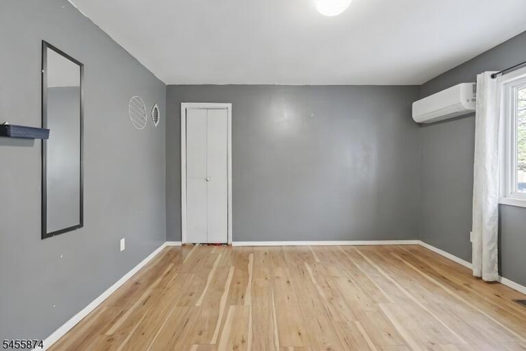 Property listing MLS 4048807 photo 17
