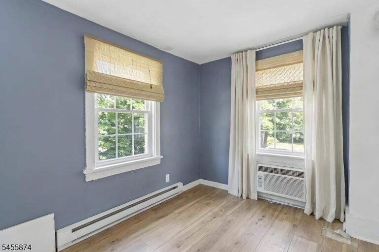 Property listing MLS 4048807 photo 22