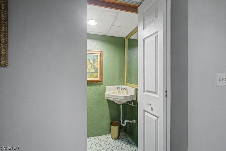 Property listing MLS 4048828 photo 35