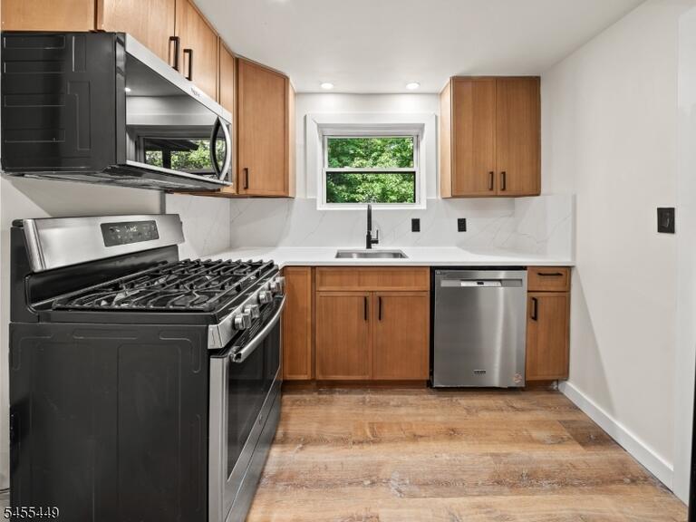 Property listing MLS 4048870 photo 7