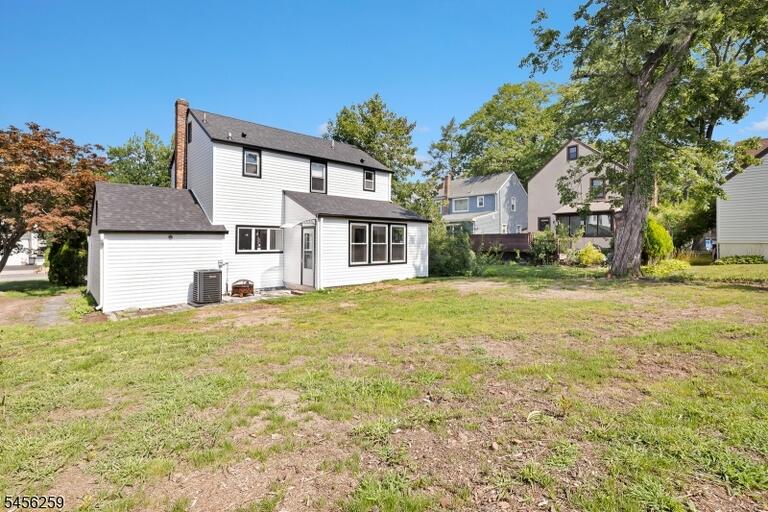 Property listing MLS 4048913 photo 36