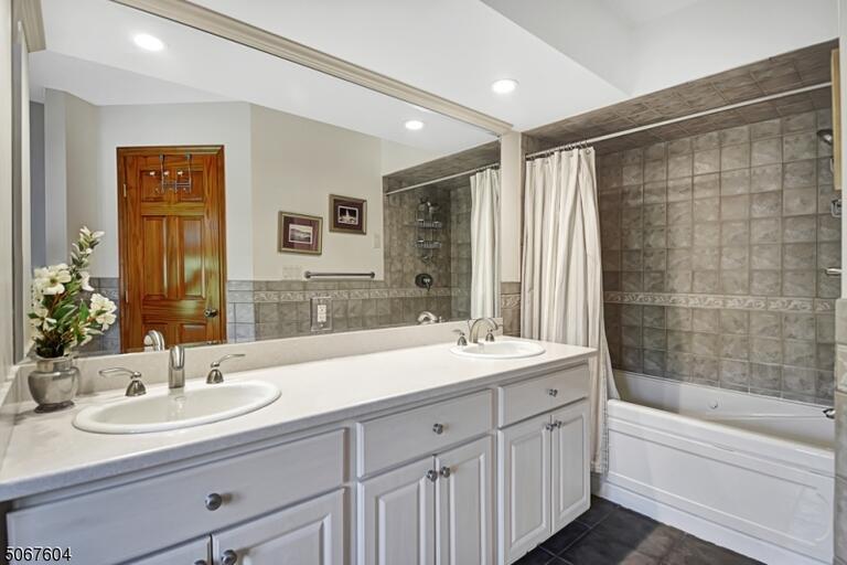 Property listing MLS 4048919 photo 14