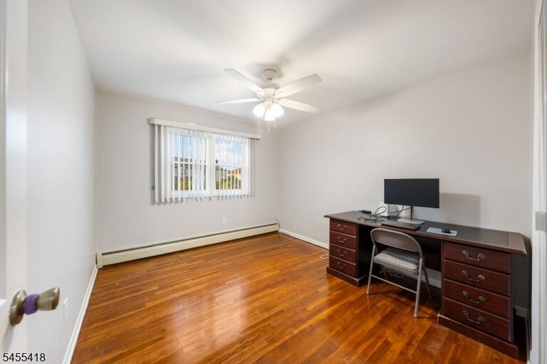 Property listing MLS 4048934 photo 17